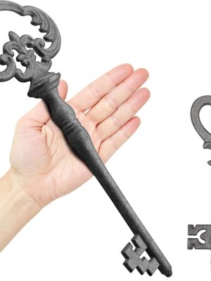 img-4ab26c401e1a39ad2c90 Large Cast Iron Decorative Keys