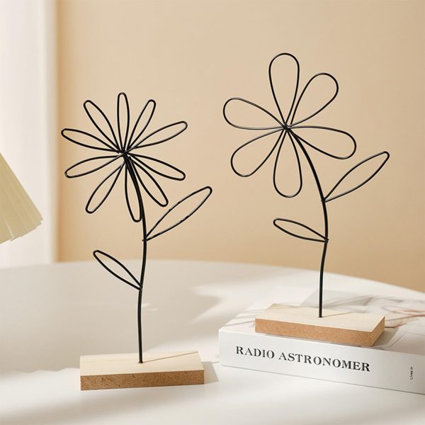 Black Wrought Iron Flower Decoration Set